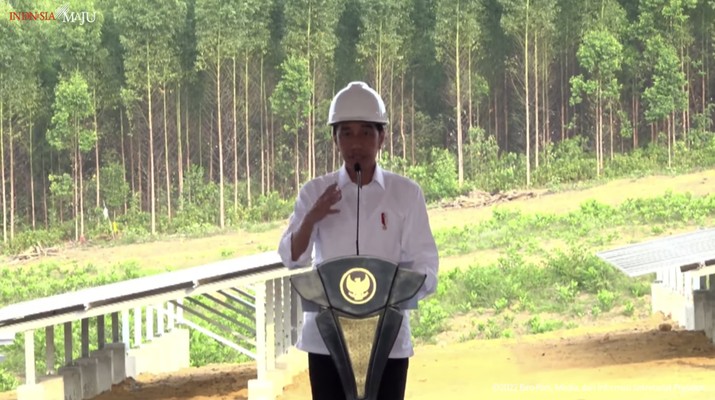 Sambutan Presiden Jokowi Pada Acara Groundbreaking PLTS 50MW, IKN, 2 November 2023. (Tangkapan Layar Youtube Sekretariart Presiden)