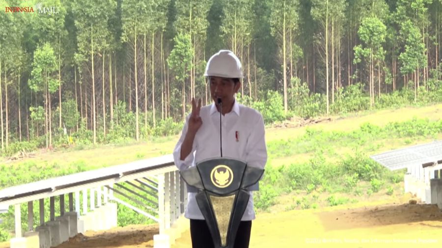 Sambutan Presiden Jokowi Pada Acara Groundbreaking PLTS 50MW, IKN, 2 November 2023. (Tangkapan Layar Youtube Sekretariart Presiden)