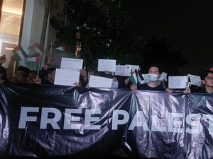 FPCI dan Mahasiswa Gelar Doa Bersama-Nyalakan Lilin untuk Palestina