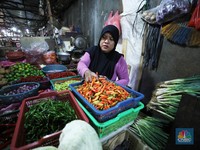Harga Cabai Makin Ugal-ugalan, di Pasar Ini Tembus Rp100.000