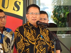 Kasus Korupsi BTS, Kejagung Tahan Anggota BPK Achsanul Qosasi