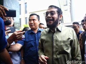 Anwar Usman Diberhentikan dari Ketua MK!
