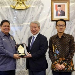Menko Airlangga Bahas Proyek Strategis Bareng Presiden JICA