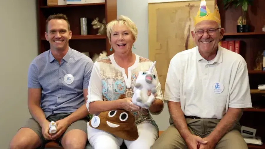 Pendiri Squatty Potty. Bobby, Judy dan Bill Edwards. (Dok. CNBC Internasional)