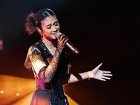 Sosok Rahmania Astrini, Special Guest Konser Coldplay Jakarta