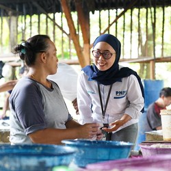 Dukung Pemberdayaan Perempuan, PNM Terbitkan Orange Bond Rp 16 T