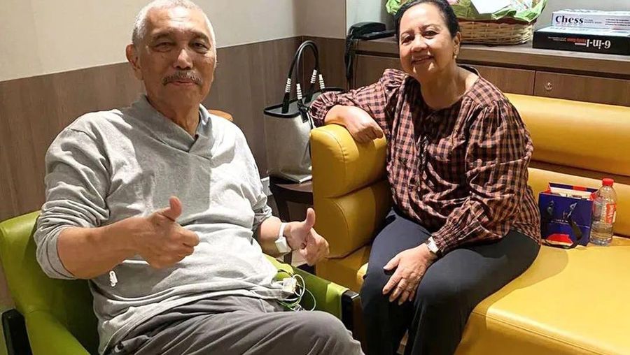 Luhut Binsar Pandjaitan bertemu dengan Presiden Joko Widodo pasca sakit. (Tangkapan Layar Instagram @luhut.pandjaitan)