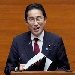 Di Filipina, PM Jepang Tiba-tiba Bicara Laut China Selatan