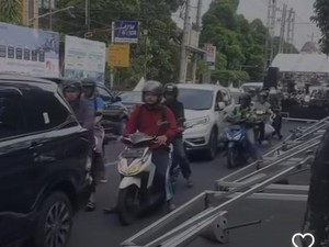 Viral Jalan Depan Kampus UKDW Jogja Macet Total, Ini Faktanya