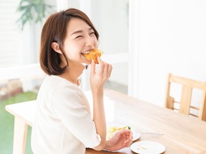 Suka Croissant? Ini Cara Makan yang Benar Menurut Pakar Etiket