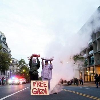 Potret Demo Dukung Palestina di AS, Serbu Gedung Putih