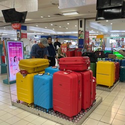Cuma Besok! Harga Koper Mulai Rp 500 Ribuan di Transmart