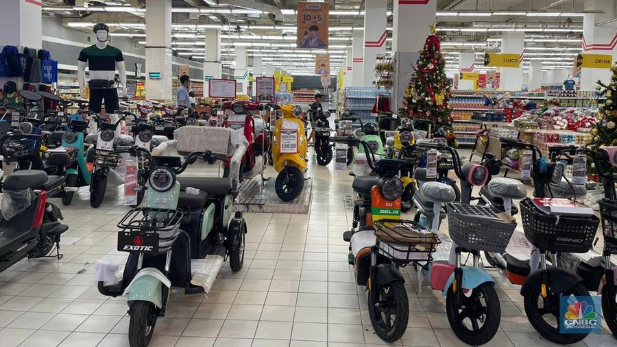 Transmart Full Day Sale di ITC BSD (CNBC Indonesia/Tety Purwanti)