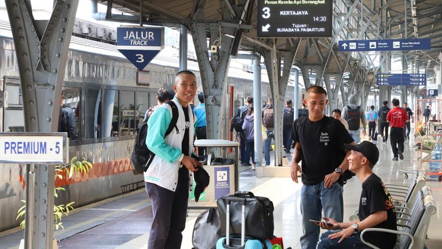 Ilustrasi penumpang kereta api di stasiun. (Dok. KAI)