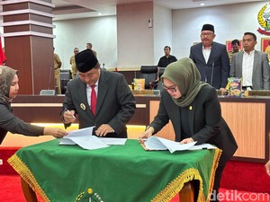 Tok! DPRD-Pemprov Tetapkan APBD Sulsel 2024 Rp 10,22 Triliun