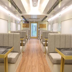 Berasa Sultan! Ini Penampakan Gerbong Kereta Makan Baru KAI