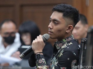 Mario Dandy Ngaku Tak Tahu Bisnis Rafael Alun dan Ibunya Jadi Komisaris