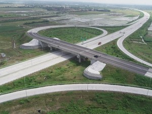 Siap-siap! Tarif Tol Pemalang-Batang Naik Besok, Ini Daftarnya