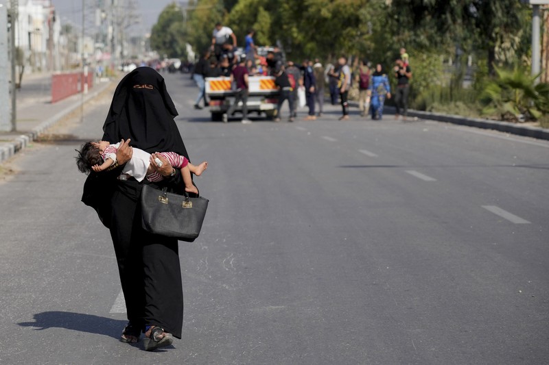 Warga Palestina di Tepi Barat terusir dari rumah mereka sendiri, karena agresi Israel yang kian parah di wilayah tersebut. (AP Photo/Hatem Moussa) Warga Palestina di Tepi Barat terusir dari rumah mereka sendiri, karena agresi Israel yang kian parah di wilayah tersebut. (AP Photo/Hatem Moussa)