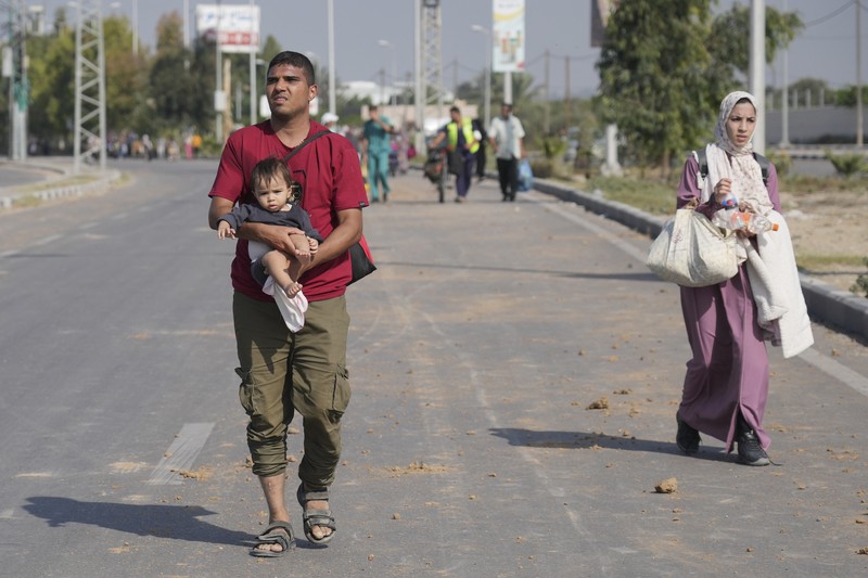 Warga Palestina di Tepi Barat terusir dari rumah mereka sendiri, karena agresi Israel yang kian parah di wilayah tersebut. (AP Photo/Hatem Moussa) Warga Palestina di Tepi Barat terusir dari rumah mereka sendiri, karena agresi Israel yang kian parah di wilayah tersebut. (AP Photo/Hatem Moussa)