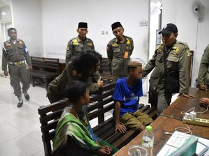 Miris! 2 Bocah Surabaya Ini 4 Kali Diciduk Satpol PP gegara Kecanduan Ngelem
