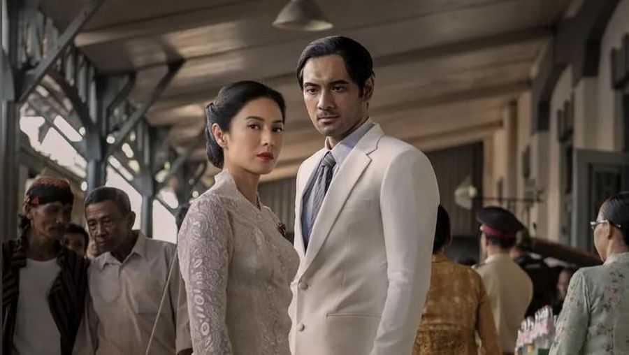 Model Kebaya Pemain Gadis Kretek, Dian Sastrowardoyo Hingga Sheila Dara