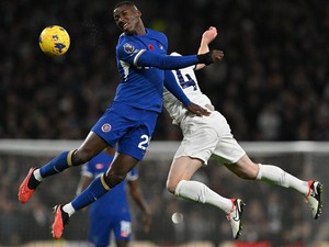 Chelsea Tekuk Tottenham 4-1 Ramai Dicibir Netizen, Kok Bisa?