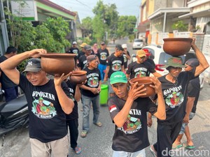 Ritual Sedekah Dawet Cara Petani Kediri Harapkan Hujan saat Kemarau
