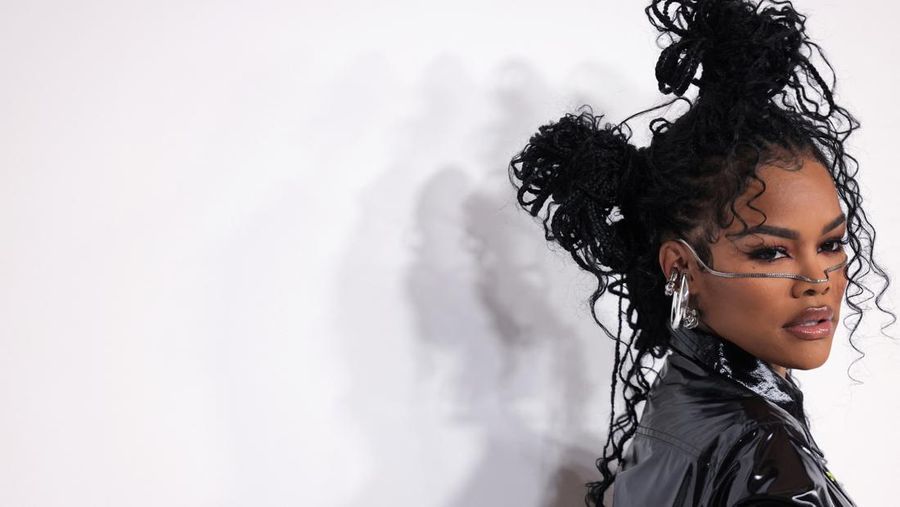 Kim Kardashian menghadiri CFDA Fashion Awards di Manhattan, New York City, AS, 6 November 2023. (REUTERS/Andrew Kelly)