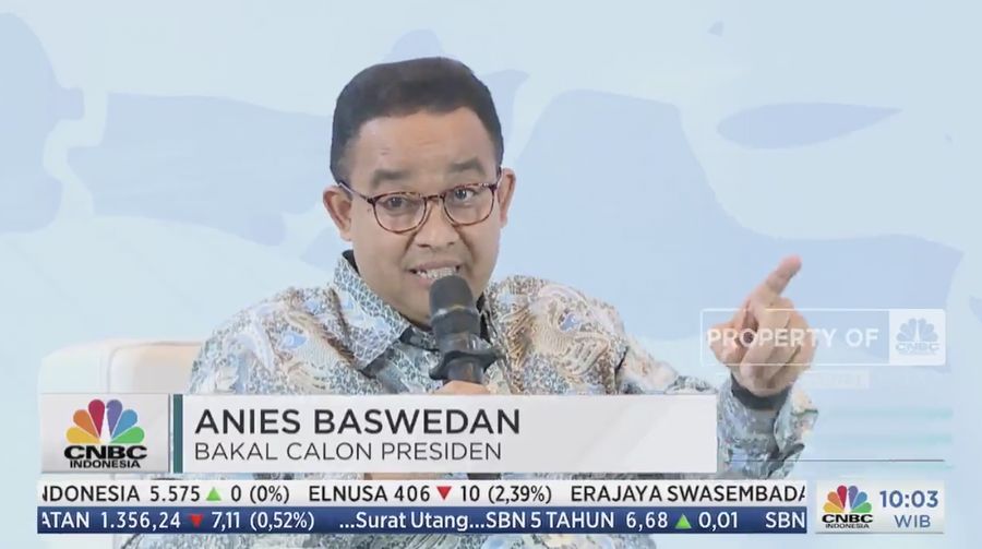 Bakal calon presiden Anies Baswedan dalam acara Sarasehan 100 Ekonom Indonesia yang diselenggarakan oleh CNBC Indonesia dan INDEF di Menara Bank Mega, Jakarta, Rabu (8/11/2023). (CNBC Indonesia TV)