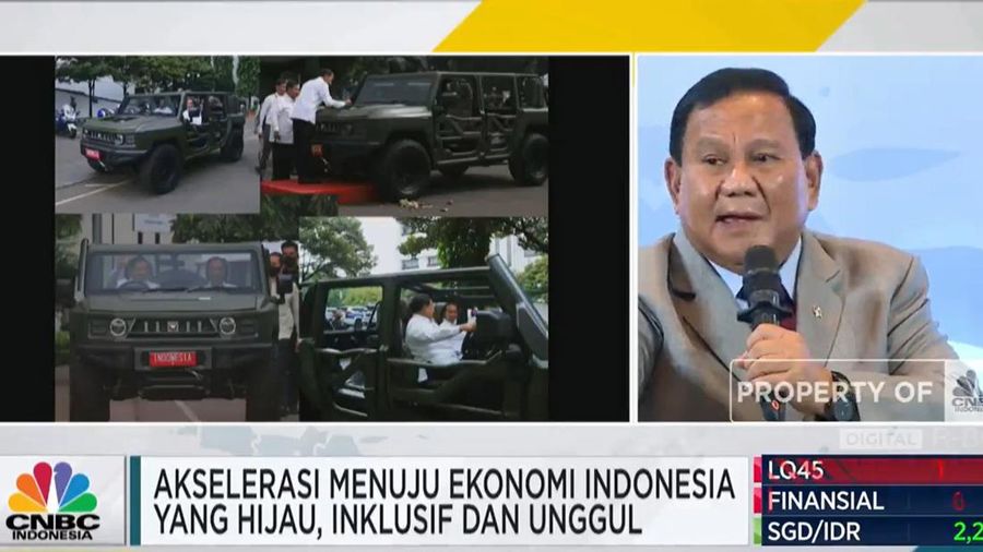 Bakal calon presiden Prabowo Subianto dalam acara Sarasehan 100 Ekonom Indonesia yang diselenggarakan oleh CNBC Indonesia dan INDEF di Menara Bank Mega, Jakarta, Rabu (8/11/2023). (CNBC indonesia TV)