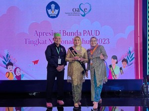 Bunda PAUD Lamongan Dapat Penghargaan dari Iriana Jokowi