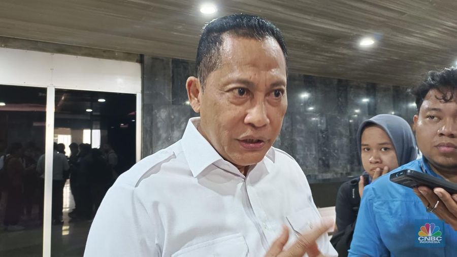 Direktur Utama Perum Bulog Budi Waseso. (CNBC Indonesia/Martyasari Rizky)