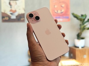 iPhone 15 Series Laris Manis di Kandang Samsung
