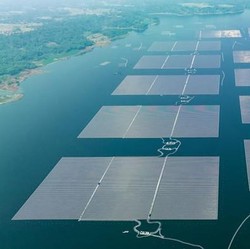 Wow, Kapasitas PLTS Apung Raksasa RI Bakal Diperbesar