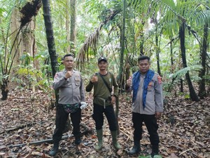 Cegah Perburuan Badak Jawa, Personel Polsek Cimanggu Jaga TN Ujung Kulon