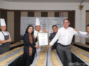 Wow! Tempe Mendoan 532 Meter di Cilacap Ini Pecahkan Rekor MURI