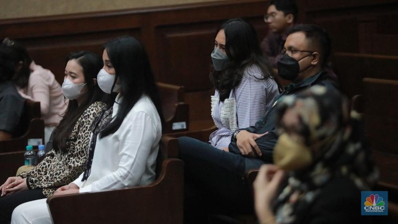 Terdakwa kasus gratifikasi dan TPPU Rafael Alun Trisambodo menjalani sidang lanjutan di Pengadilan Tipikor, Jakarta, Pusat, Rabu, (8/11/2023). (CNBC Indonesia/Muhammad Sabki)