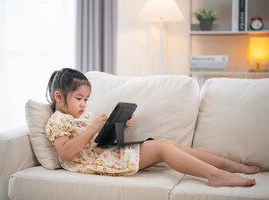 Catat! Ini Durasi Maksimal Screen Time Anak 2 Tahun hingga Remaja