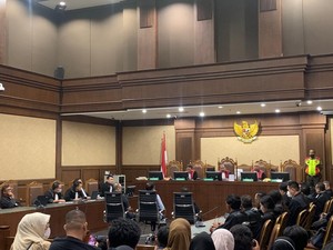 Korupsi Proyek BTS, Mantan Dirut Bakti Kominfo Divonis 18 Tahun Penjara!