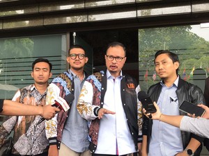 Tom Lembong Dilaporkan ke Bawaslu Atas Dugaan Unggah Pasal Palsu