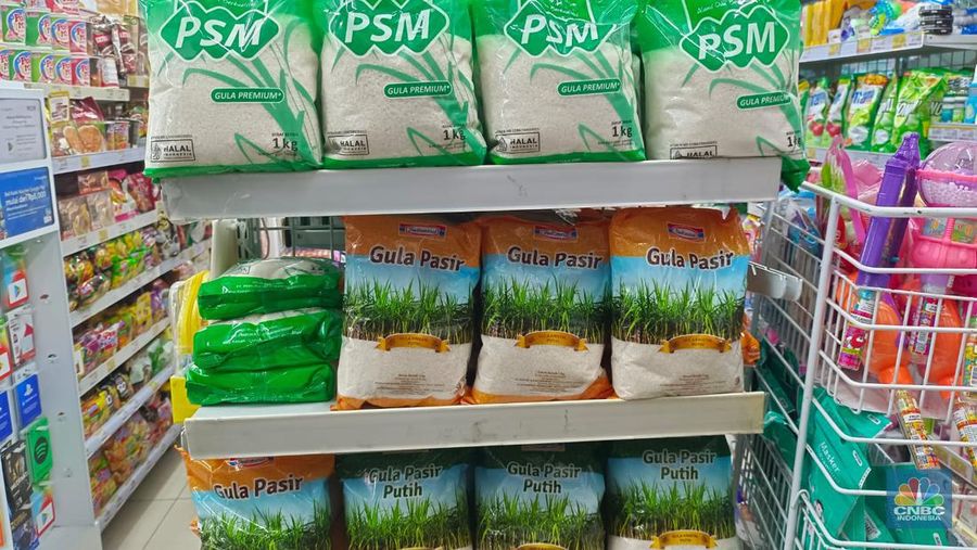 Harga gula di ritel modern di jakarta ud Rp16.000 per kg. (CNBC Indonesia/Martyasari Rizky)