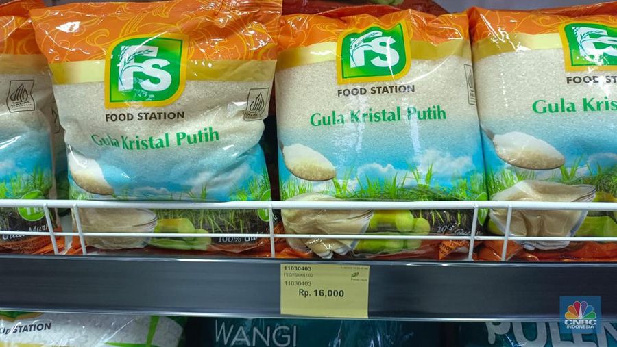 Harga gula di ritel modern di jakarta ud Rp16.000 per kg. (CNBC Indonesia/Martyasari Rizky)