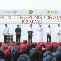 Jokowi 'Pede' Semua Potensi EBT RI Dimanfaatkan: Pasti Bisa!