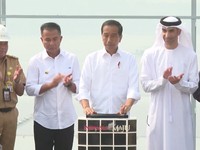 Jokowi Sebut Banyak Investor Antre Bangun EBT di RI