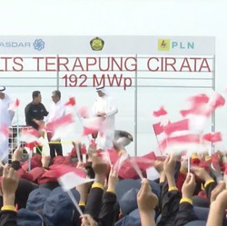 Bangga! Jokowi Sebut PLTS Terapung RI Ini Terbesar No.3 Dunia