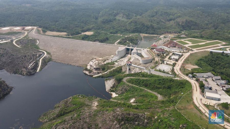 Kondisi progres pembangunan proyek Bendungan Karian di Lebak, Banten, Kamis, (9/11/2023). (CNBC Indonesia/Muhammad Sabki)