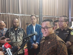 Cerita MenPAN-RB, Diminta Jokowi Pangkas Regulasi Konser Gegara Coldplay