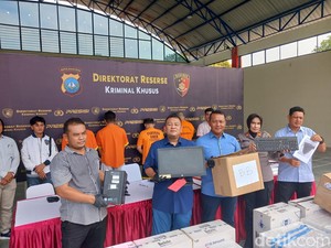 4 Karyawan Bank di Batam Bobol Rekening Nasabah, Berhasil Gasak Rp 25,6 M