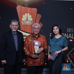 Bank Sumsel Babel Raih Regional Economic Pillar Award